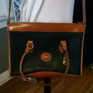 Vintage Dooney & Bourke Black Crossbody*DONATED*